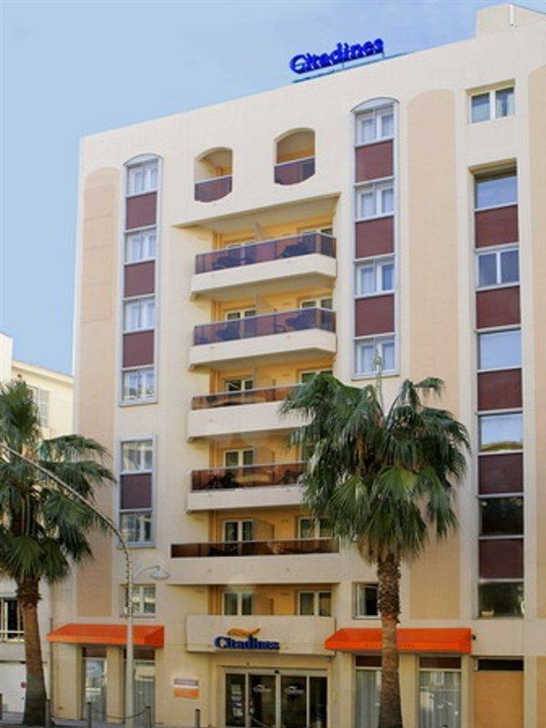 Residhome Promenade Aparthotel Nice
