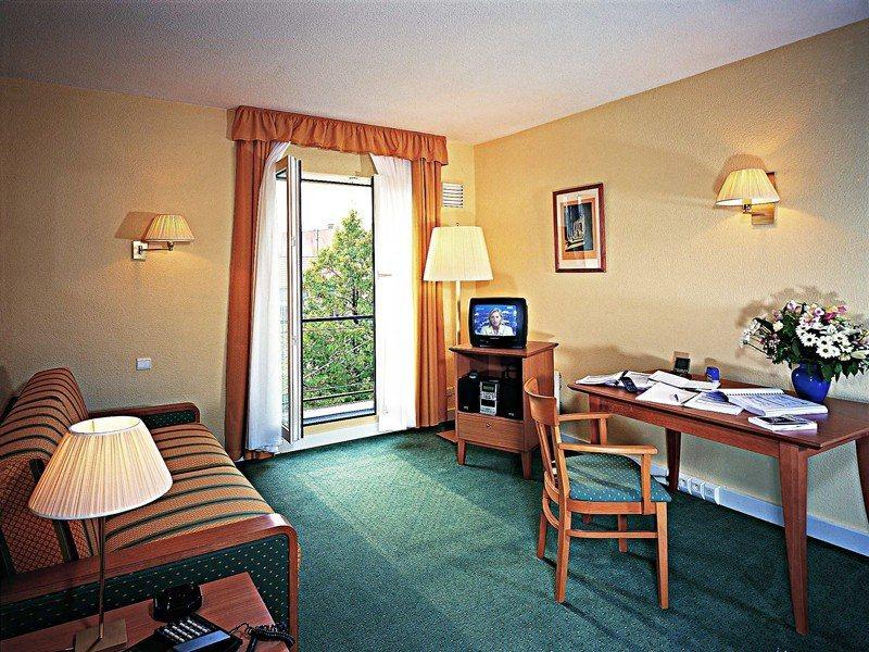 Residhome Promenade 3* Nizza